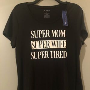 New with Tags Super Mom shirt! 🖤💪🏼
